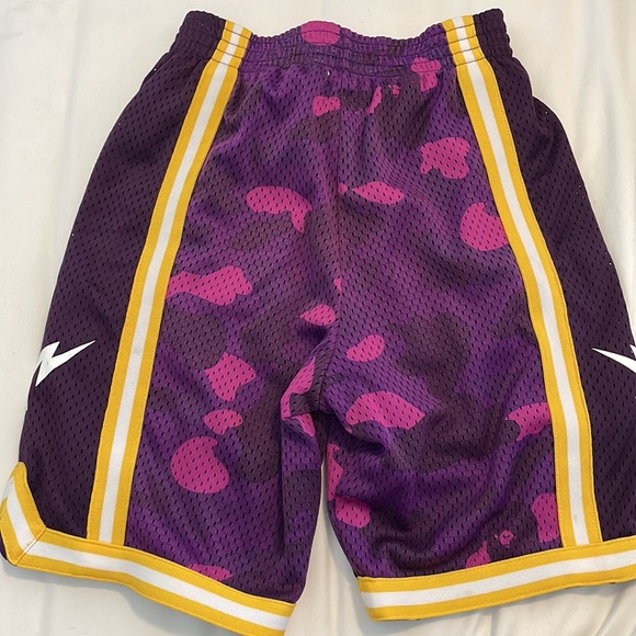 Authentic Bape boys shorts - Picture 2 of 3